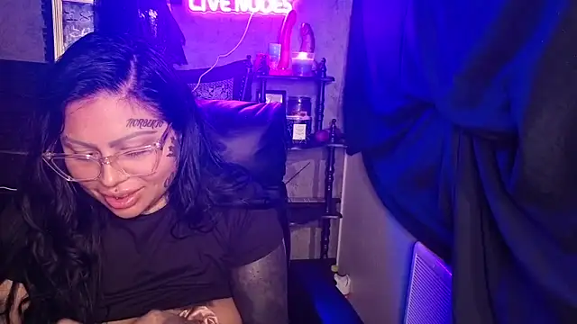 chicanachic13 – Naživo XXX chat