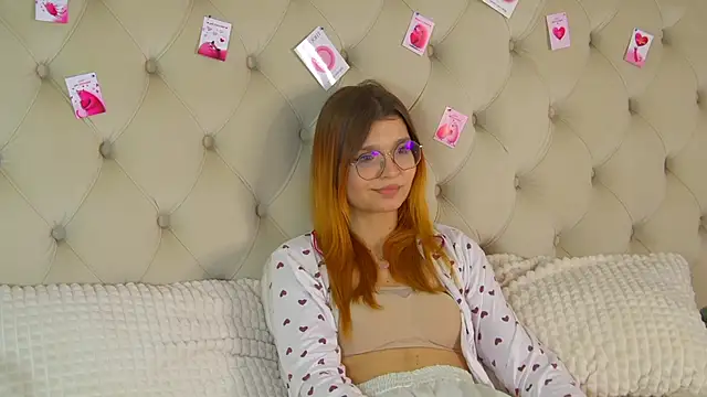 BellaMarebelle Adlı Modelin Web Kamerası Şovu