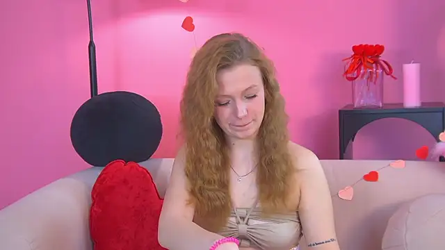 Chatroom XXX en direct de BeatriceBinoche