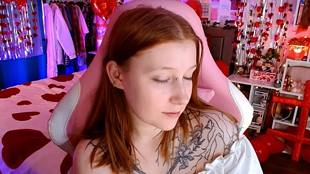 Ayla_Hicks – Naživo XXX chat