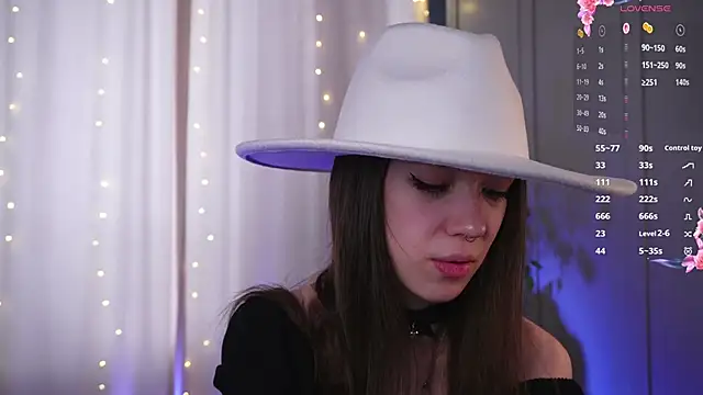 tinyanie – Naživo XXX chat