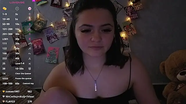 YummyTira Obrolan Langsung XXX