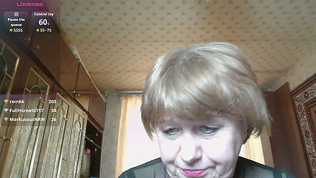 Casey_peach – Naživo XXX chat