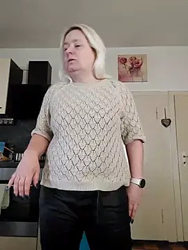 GeileEstelle – Naživo XXX chat