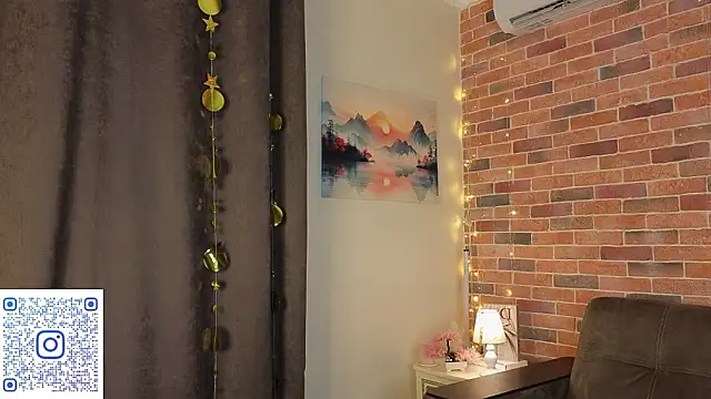 VelvetRisque 现场XXX聊天