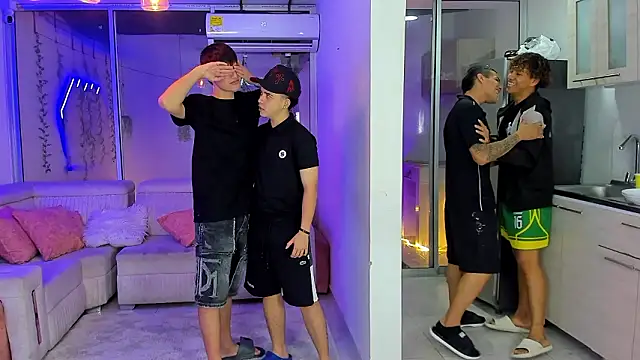 Houseofwarrios Show Webcam