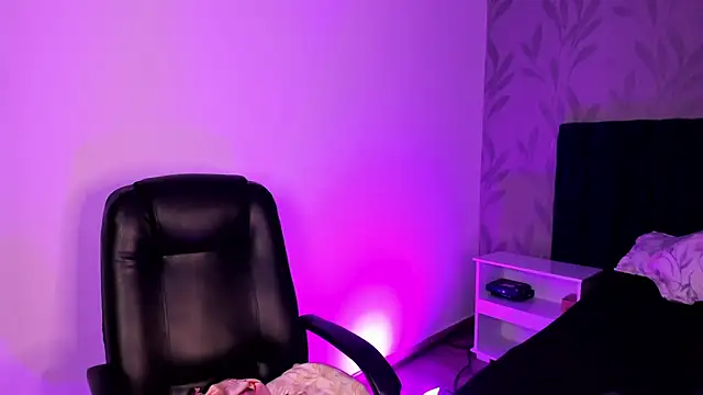 Saarada – Live XXX-chat