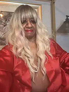 BreanaDivine's Webcam Show