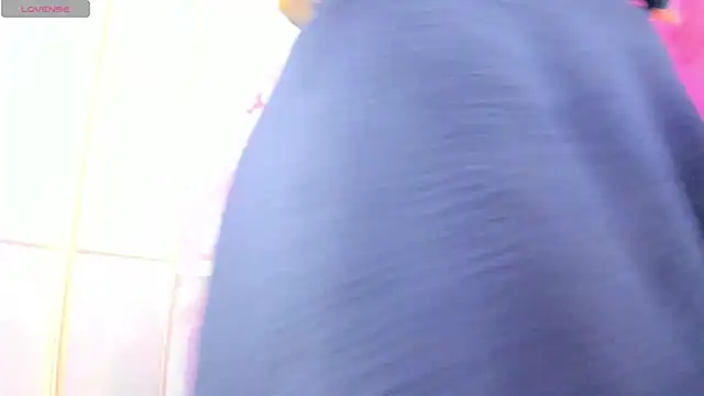 AngelinaLow: απευθείας συνομιλία ΧΧΧ