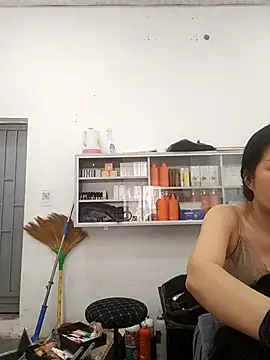 Listen-ly Chat XXX live