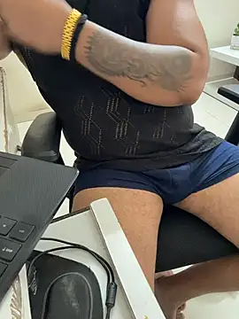 FlirtyxBoy – Kamerová šou