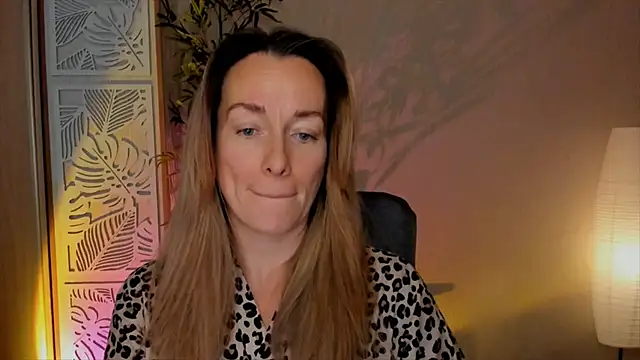 RebeccaMartinez: онлайн-секс-чат