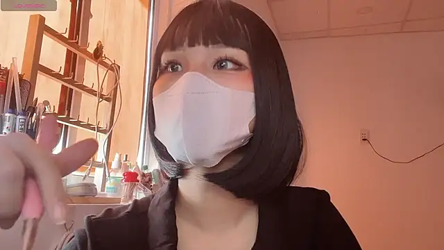 Tieu-May live XXX chat