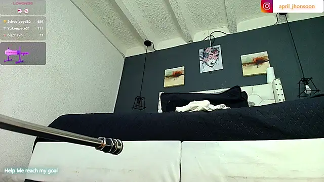 Czat XXX na żywo – april_jhonsson