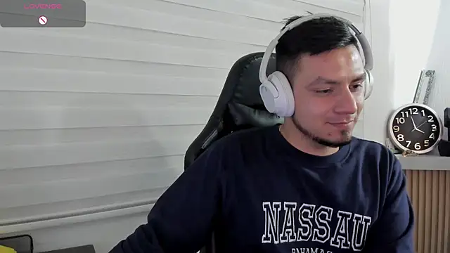 Rick_Adams live XXX chat