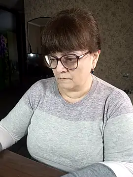 BrandiOhNight élő XXX-chatje