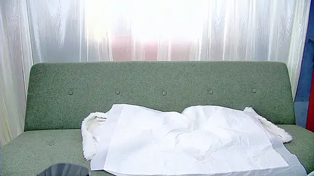 Chatroom XXX en direct de Baomi