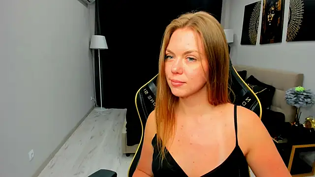 Strawberrye Live XXX-chat