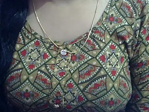 Your_wild_Dia লাইভ XXX চ্যাট