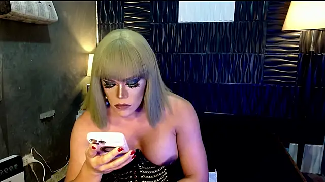 UrtopshemalegoddessAliyah Webcam Show