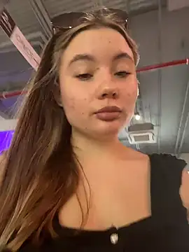 Chat XXX ao vivo de VineraSweet