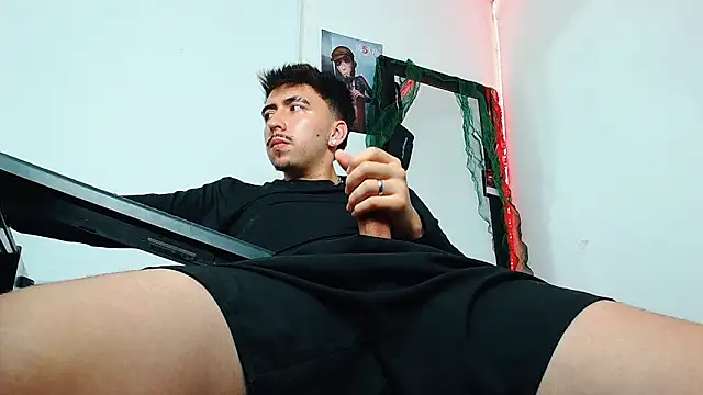 Онлайн чат XXX liamty_luxor