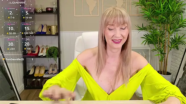 Онлайн чат XXX LadyLeea