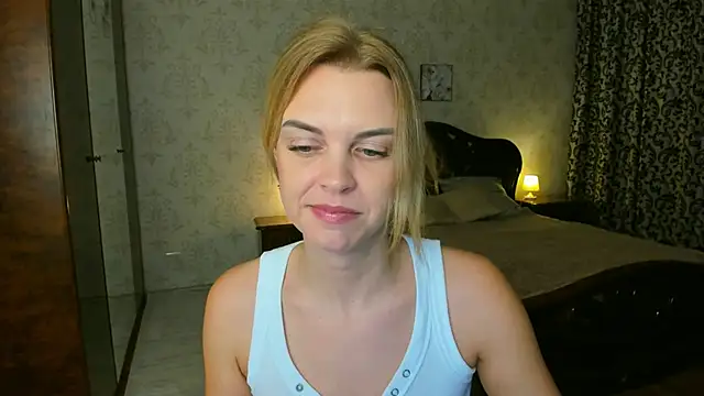 LunaFlinn – Naživo XXX chat