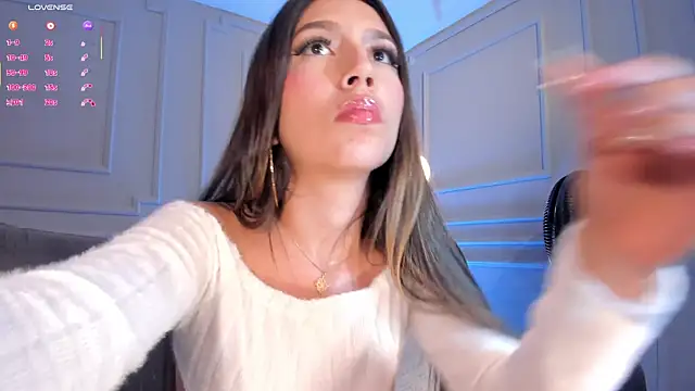 แชท XXX สดของ TaraLawrence