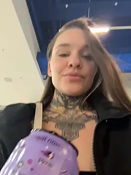 KishaMur লাইভ XXX চ্যাট