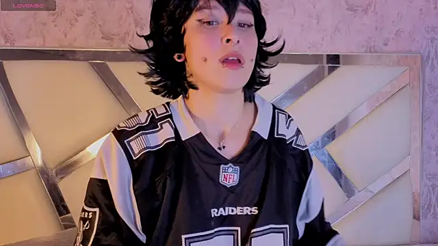 Benny_and_Mark's Live XXX Chat