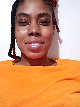 HONEYSWEETS_LIVE élő XXX-chatje