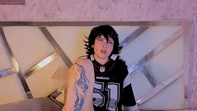 Benny_and_Mark Chat XXX live