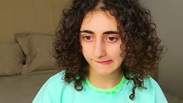 Pertunjukan Kamera Web Susan_Fors