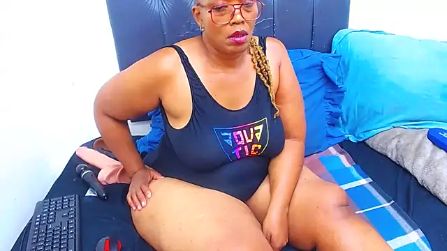 Brookylynbrownxx Show in webcam