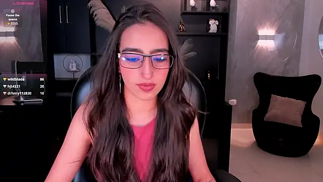 LarisaSmirnov élő XXX-chatje