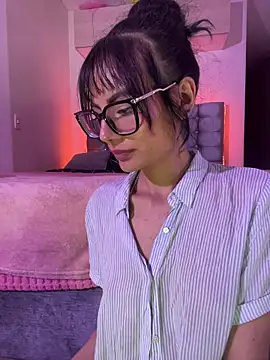 Chat XXX Live _Lucycherry