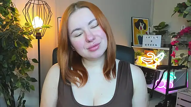 LAYLAxSTAR élő XXX-chatje