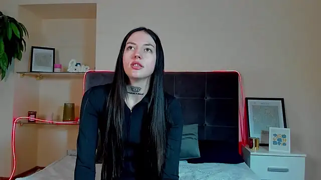 AdrianaCult Chat XXX live