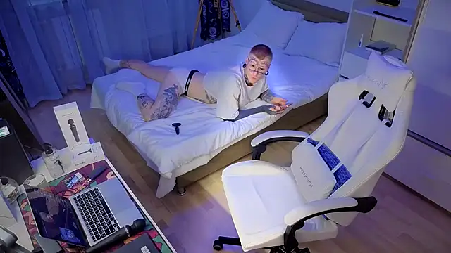 c10h15on1 – Kamerová šou