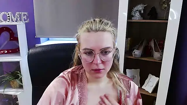 แชท XXX สดของ Zoey_Erotic