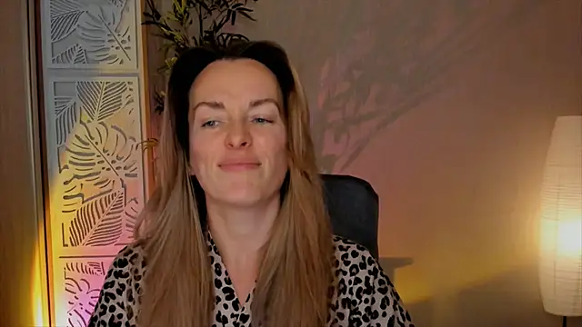 RebeccaMartinez Live XXX-Chat