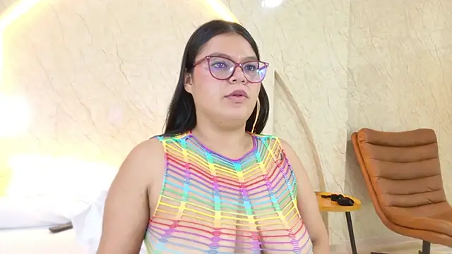 LauraCutte লাইভ XXX চ্যাট