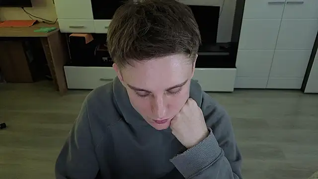 angryzan Adlı Modelin Canlı XXX Sohbeti