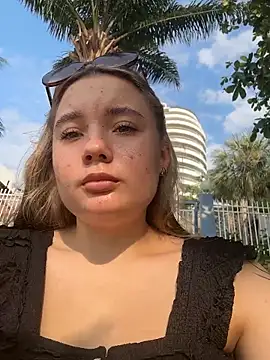 VineraSweet Chat XXX in diretta