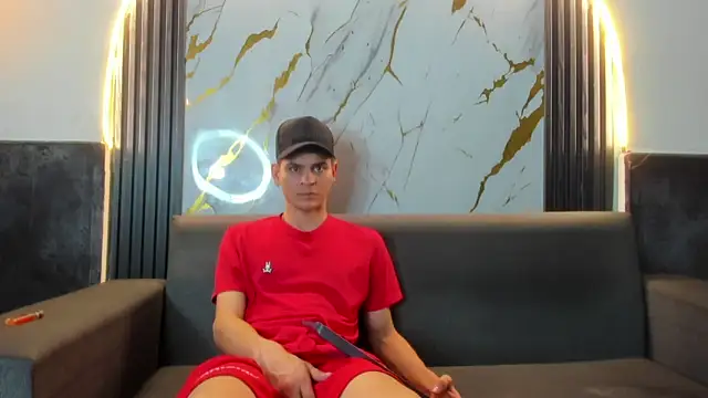 liam_coleman25 Adlı Modelin Canlı XXX Sohbeti