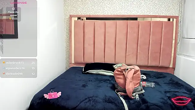 Kelly__Hot_ 现场XXX聊天