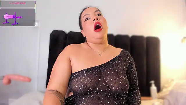 Chat XXX en directo de Amaranoir-