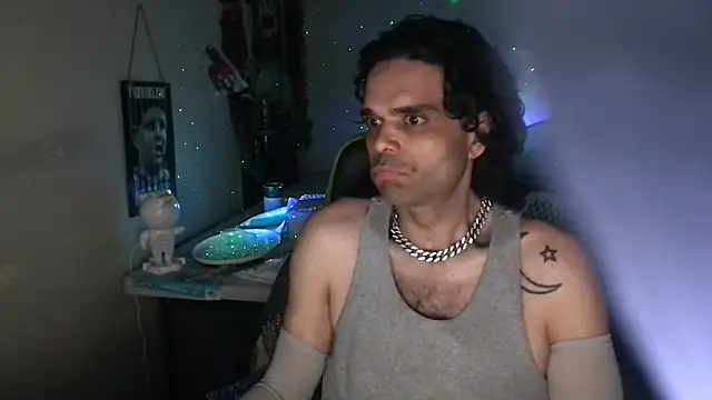 دردشة StuntingSpunMarine69 الجنسية المباشرة