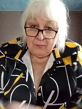 Alexia64231 Show in webcam